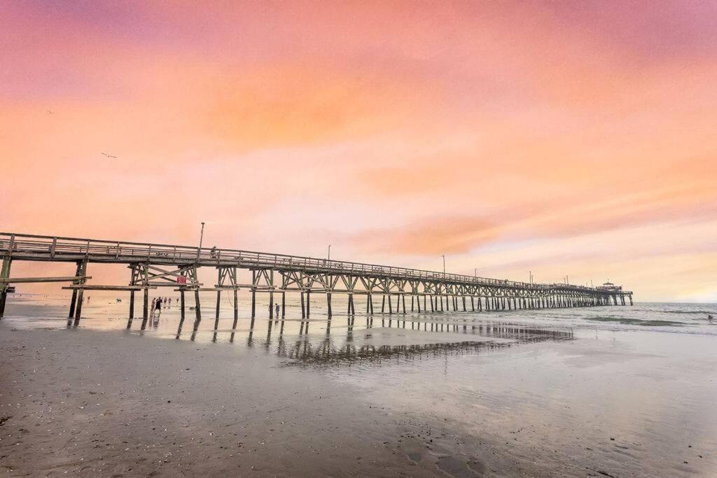 Oceanview 3-Story Getaway W/ 3 Decks, Pool, Game Room Myrtle Beach Exteriör bild